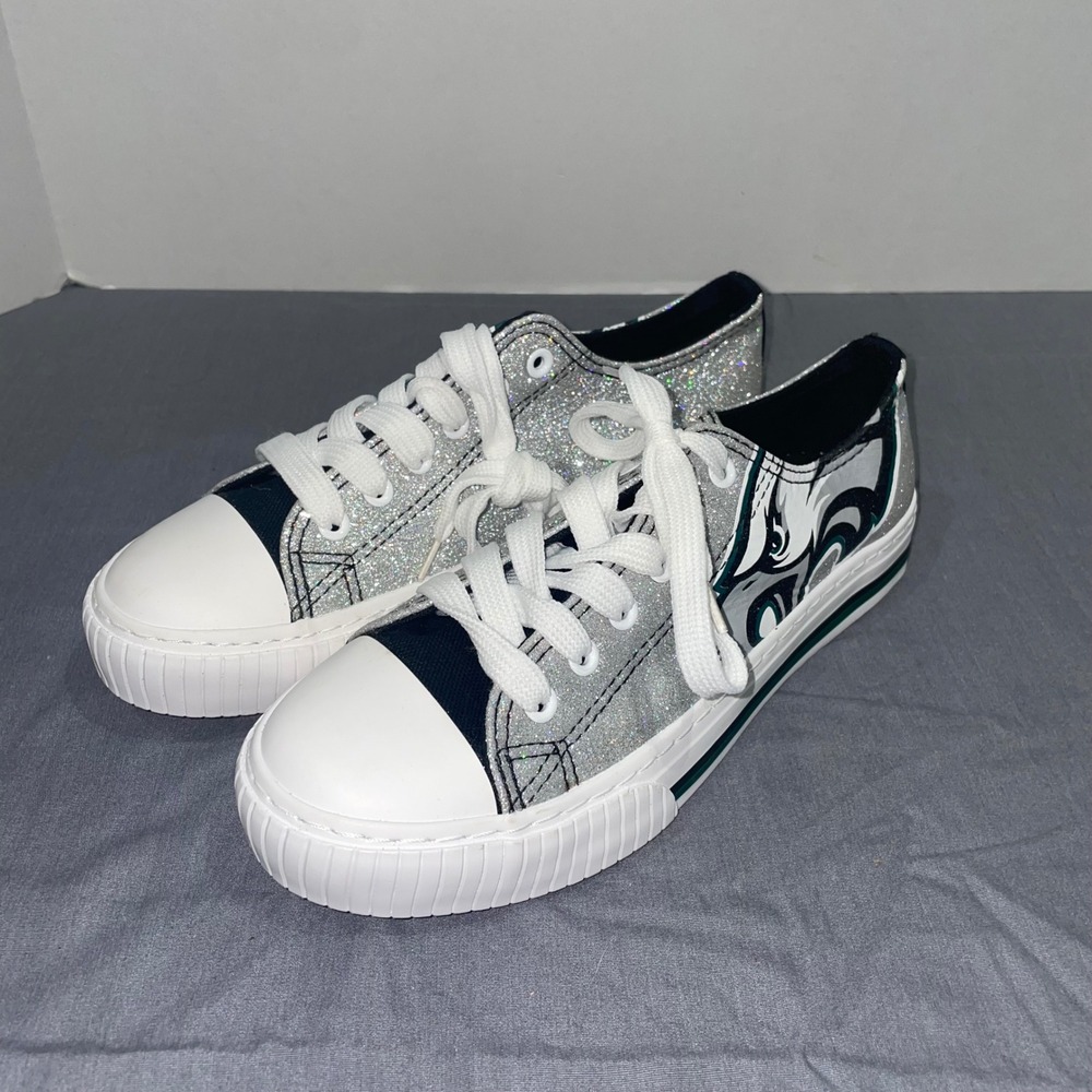 FOCO Philadelphia Eagles Womens Silver Glitter Canvas Sneakers Size 8 BEI-1020